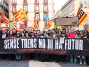 La manifestació d’usuaris de Rodalies acaba exigint un “canvi radical” en la inversió i la gestió per un servei “digne”