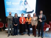 El 98% de les famílies espanyoles supervisa les compres online dels seus fills adolescents