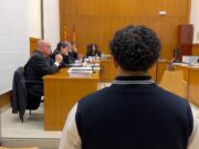 Suspès per un error de procediment el judici contra un monitor de menjador acusat d’abusar d’alumnes d’I4