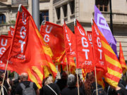 Un centenar de sindicalistes de CCOO i UGT es concentren davant la seu de Foment per reclamar més seguretat laboral