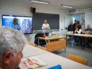 Inici dels cursos gratuïts de la UB per a majors de 60 anys a Viladecans