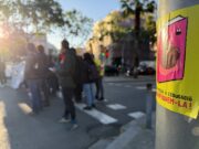 Docents de l’Hospitalet donen el tret de sortida a les protestes educatives amb talls de trànsit a la ciutat
