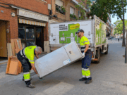 Un any del servei de recollida de mobles a domicili amb èxit a Viladecans