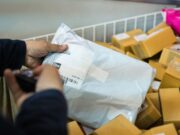 Experts posen en dubte l’impacte de la taxa europea sobre els paquets de baix valor